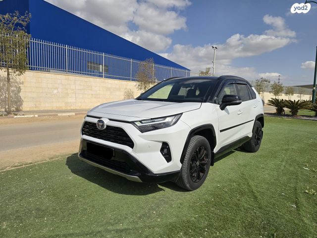 מודעת רכב טויוטה RAV4