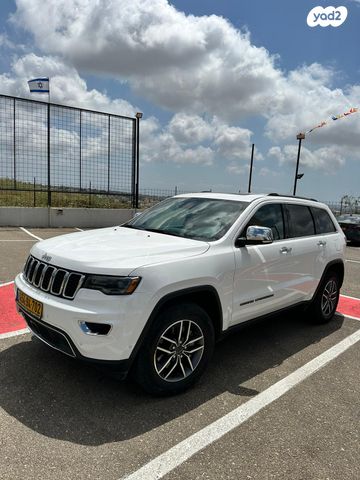 מודעת רכב ג'יפ גרנד צ'ירוקי