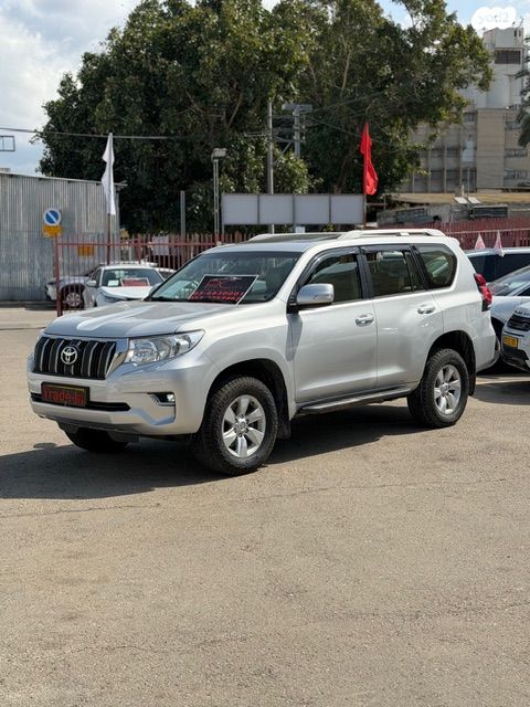 מודעת רכב טויוטה לנד קרוזר