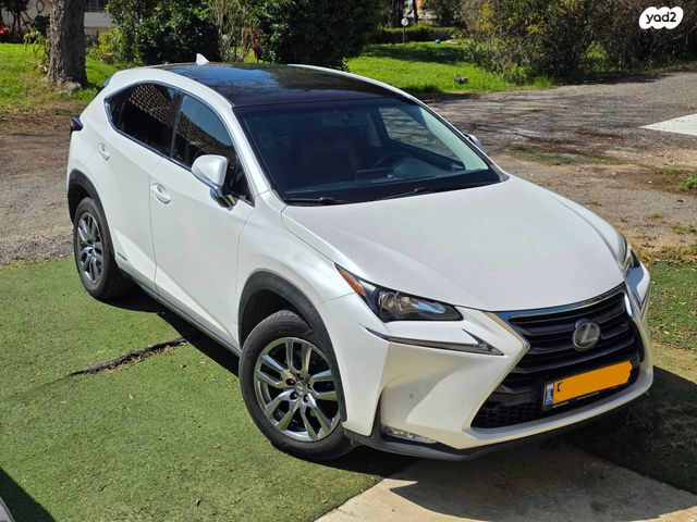 מודעת רכב לקסוס NX