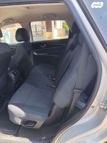 מודעת רכב קיה סורנטו