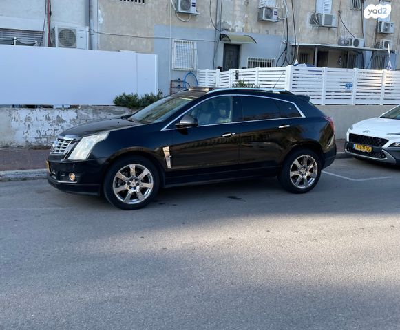 מודעת רכב קאדילק SRX