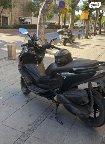 מודעת רכב קימקו דאון-טאון 350