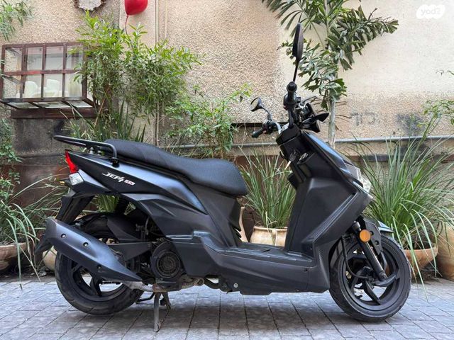 מודעת רכב סאן יאנג Jet 4 RX