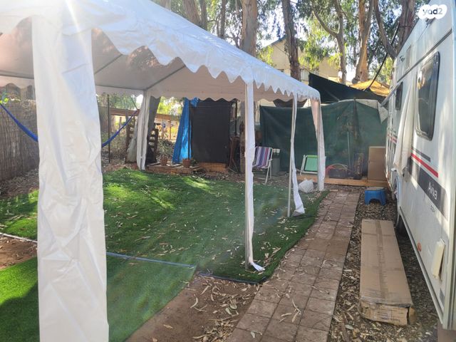 מודעת רכב נגרר (קראוון נגרר)