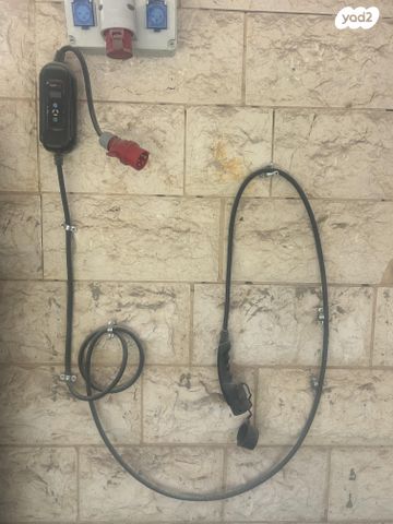 feedItemObj.data.row_1