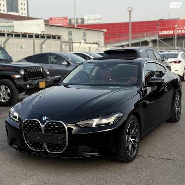 מודעת רכב ב מ וו סדרה 4