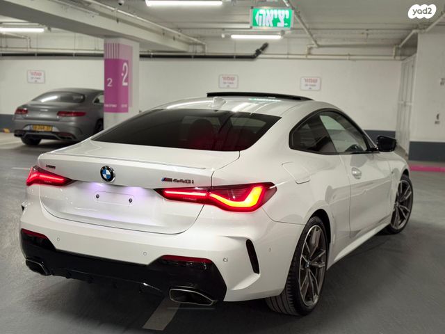 מודעת רכב ב מ וו סדרה 4