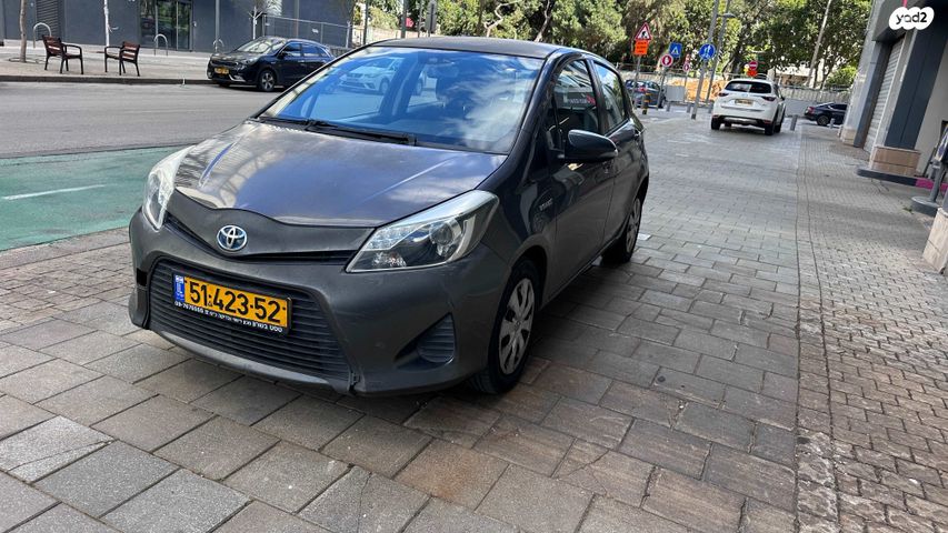מודעת רכב טויוטה יאריס