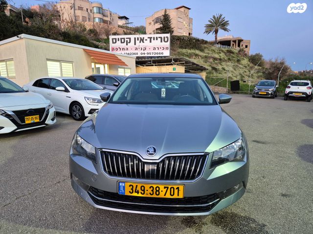 מודעת רכב סקודה סופרב