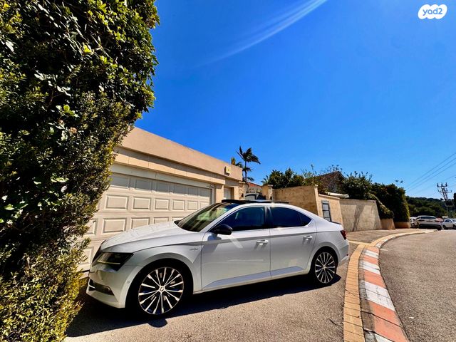 מודעת רכב סקודה סופרב