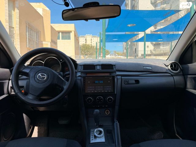 מודעת רכב מאזדה 3