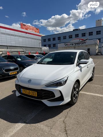 מודעת רכב אם ג'י MG3 1