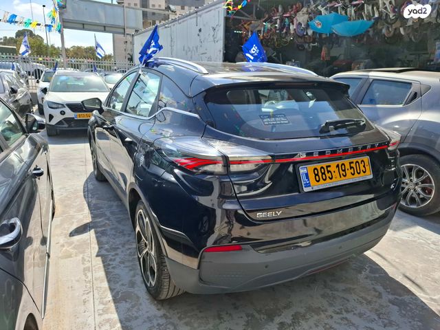 מודעת רכב ג׳ילי Geometry C