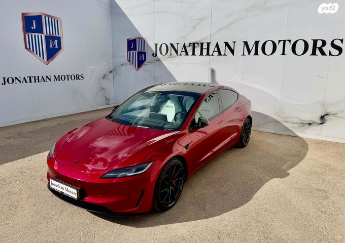 מודעת רכב טסלה מודל 3