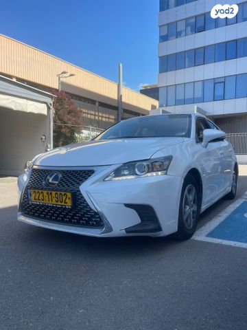 מודעת רכב לקסוס CT