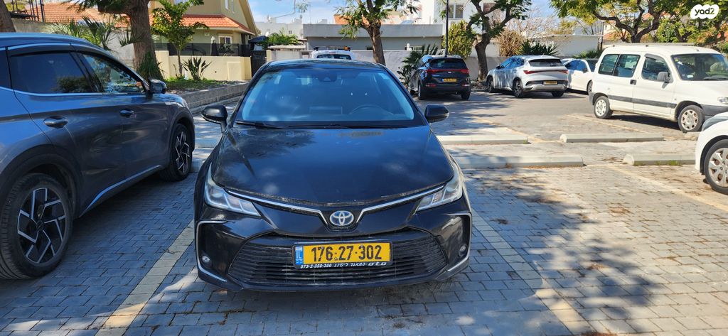 מודעת רכב טויוטה קורולה