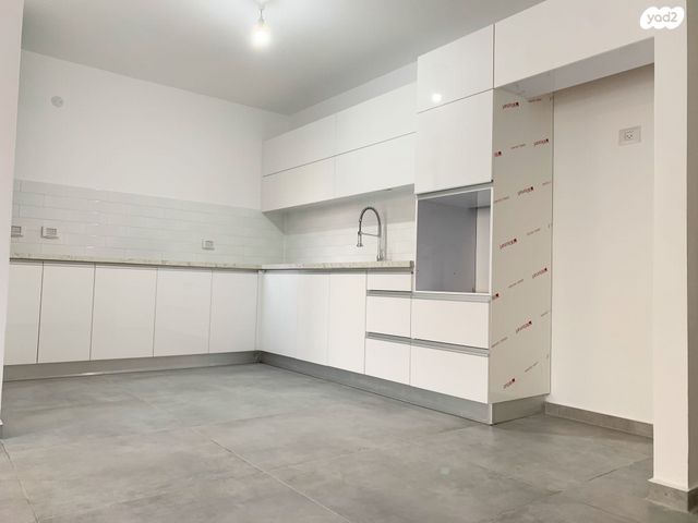 יצחק שמיר 27