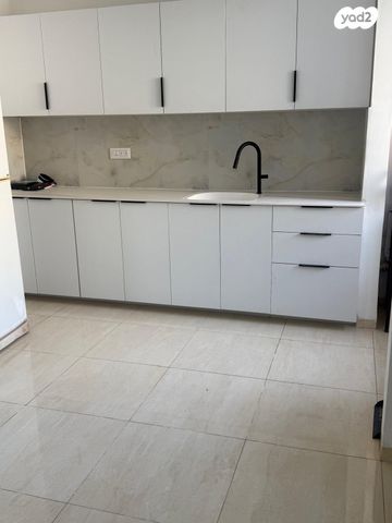 שדרות יוספטל 66