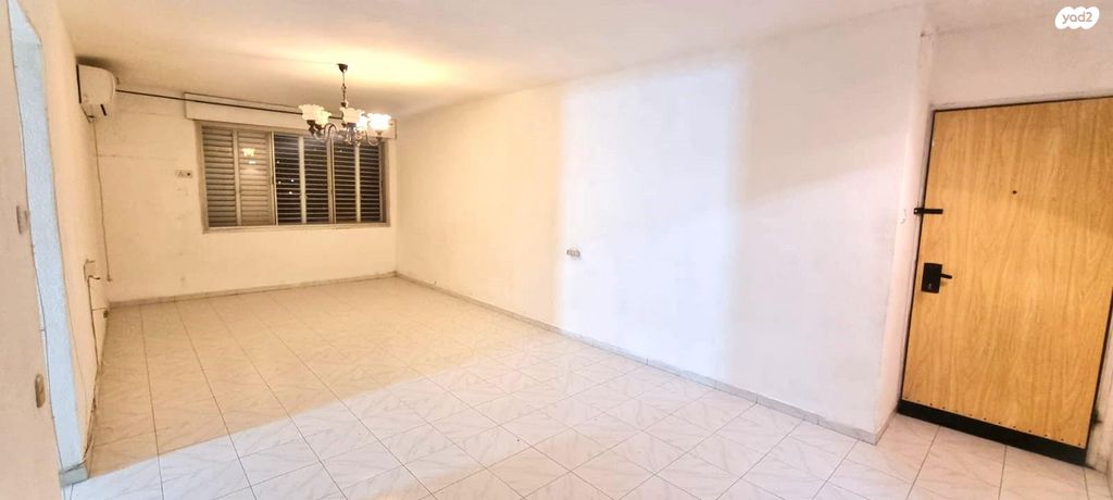 שדרות יעלים 84