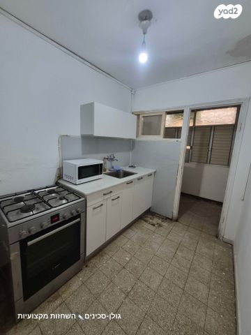 יעקב טוכמן 155