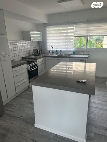 אברהם בויאר 10