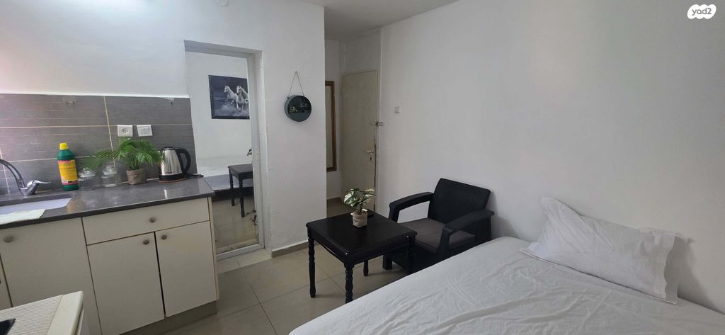 לוס אנג'לס 16