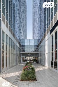 דרך מנחם בגין 150