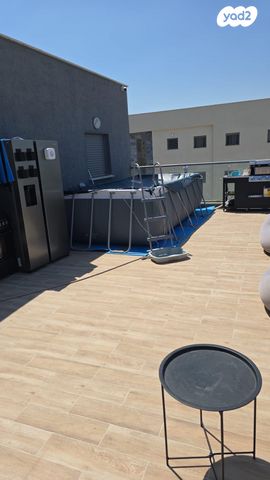 גג/ פנטהאוז