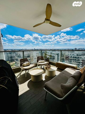 פרופ' אברהם הרשקו 