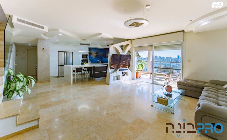 גג/ פנטהאוז, נאות שקמה, ראשון לציון