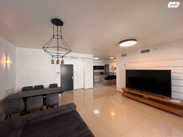 תוצרת הארץ 11