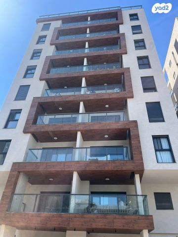 מודעת נכס, ההלכה 6, עליות, רמת גן