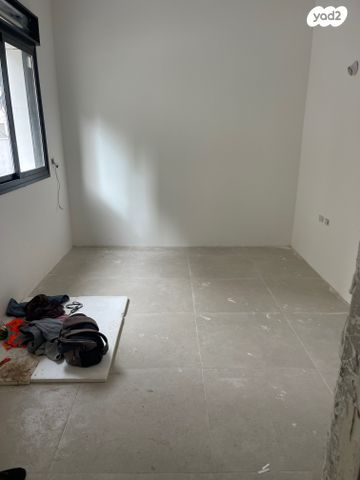 דירת גן, הדר, רמת השרון