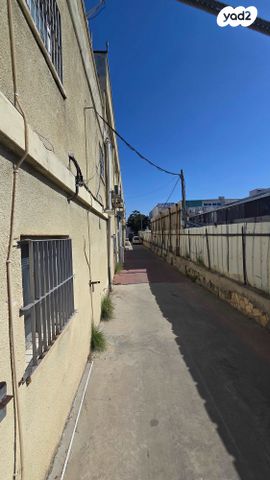 מודעת נכס, אזור תעשיה ב, חולון