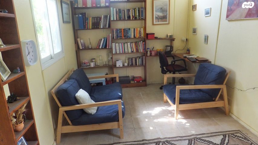 חנויות/ שטח מסחרי, בנימינה גבעת עדה