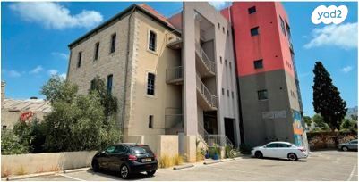 בניין משרדים, חיפה