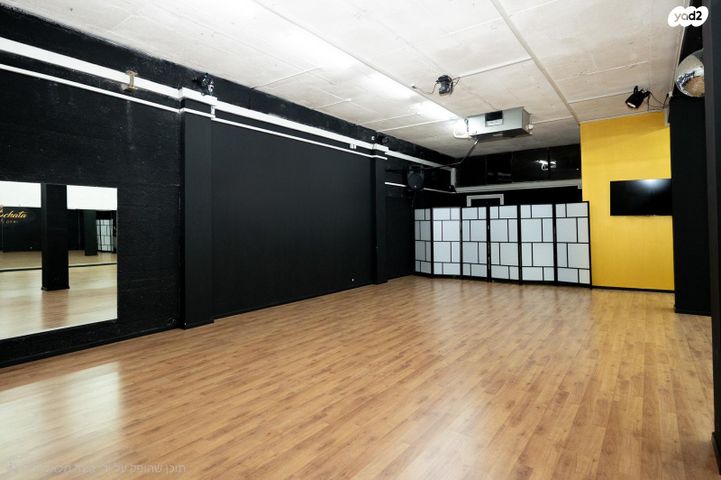 מודעת נכס, אזור תעשיה א, חולון