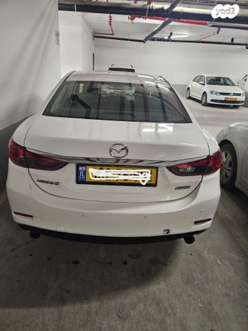 מודעת רכב מאזדה 6