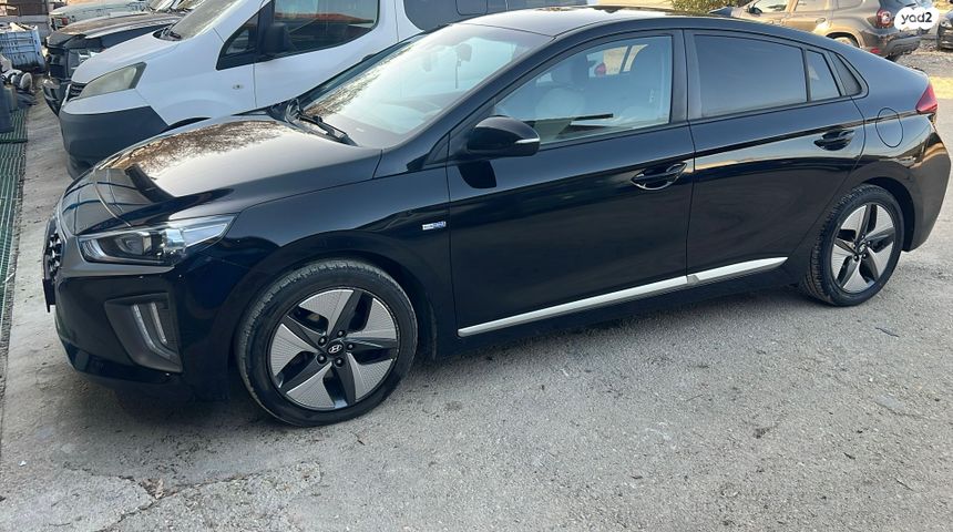 מודעת רכב יונדאי איוניק