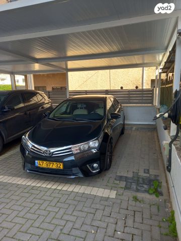מודעת רכב טויוטה קורולה