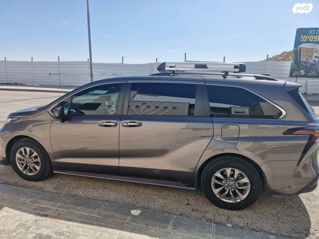 מודעת רכב טויוטה סיינה