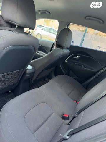 מודעת רכב קיה ריו