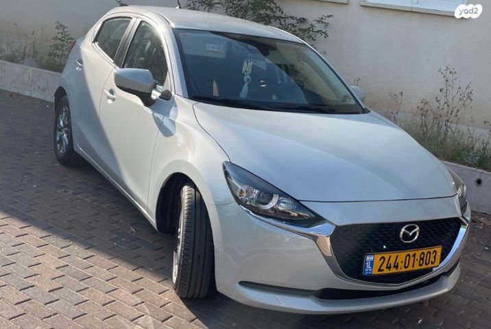 מודעת רכב מאזדה 2