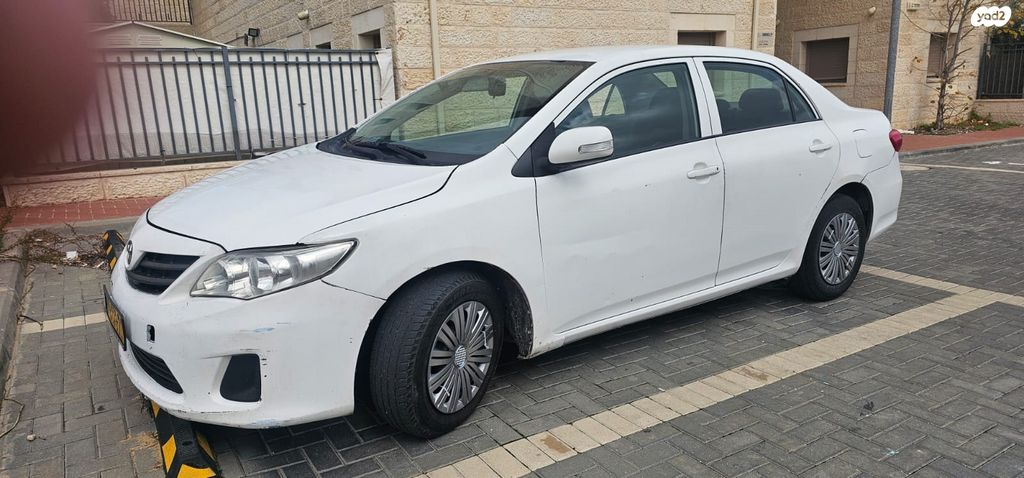 מודעת רכב טויוטה קורולה