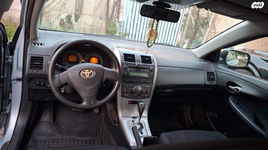 מודעת רכב טויוטה קורולה