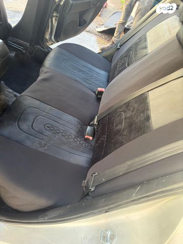 מודעת רכב מאזדה 3