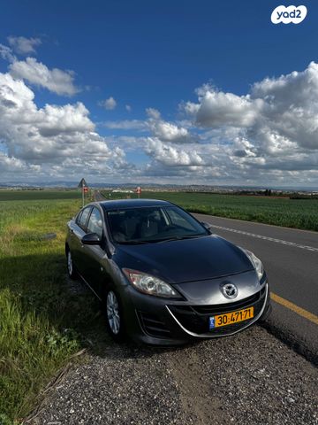 מודעת רכב מאזדה 3