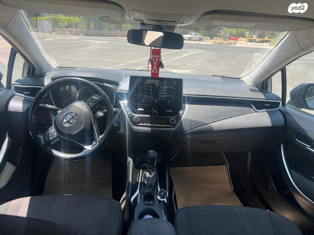 מודעת רכב טויוטה קורולה