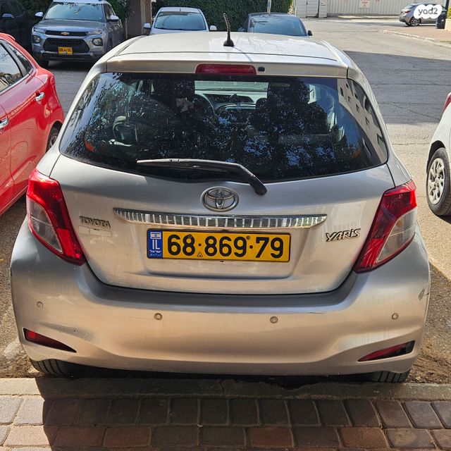 מודעת רכב טויוטה יאריס